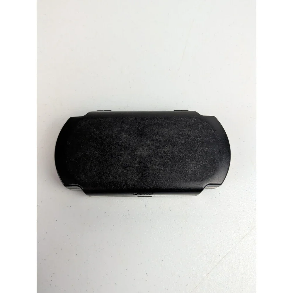 Sony Playstation Portable Hard Shell Game (UMD) Case 8 Disc Holder Outside Wear